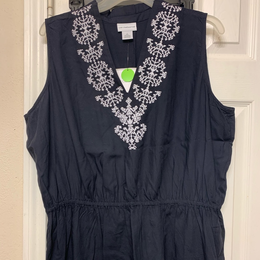 😂 2 for $15 😂 Liz Claiborne Navy Blue Top